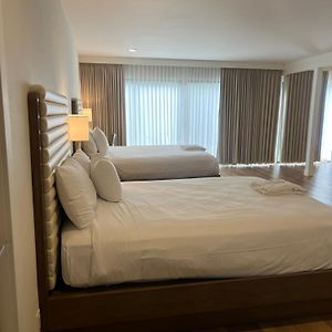 Executive Junior Suite Two Double Beds